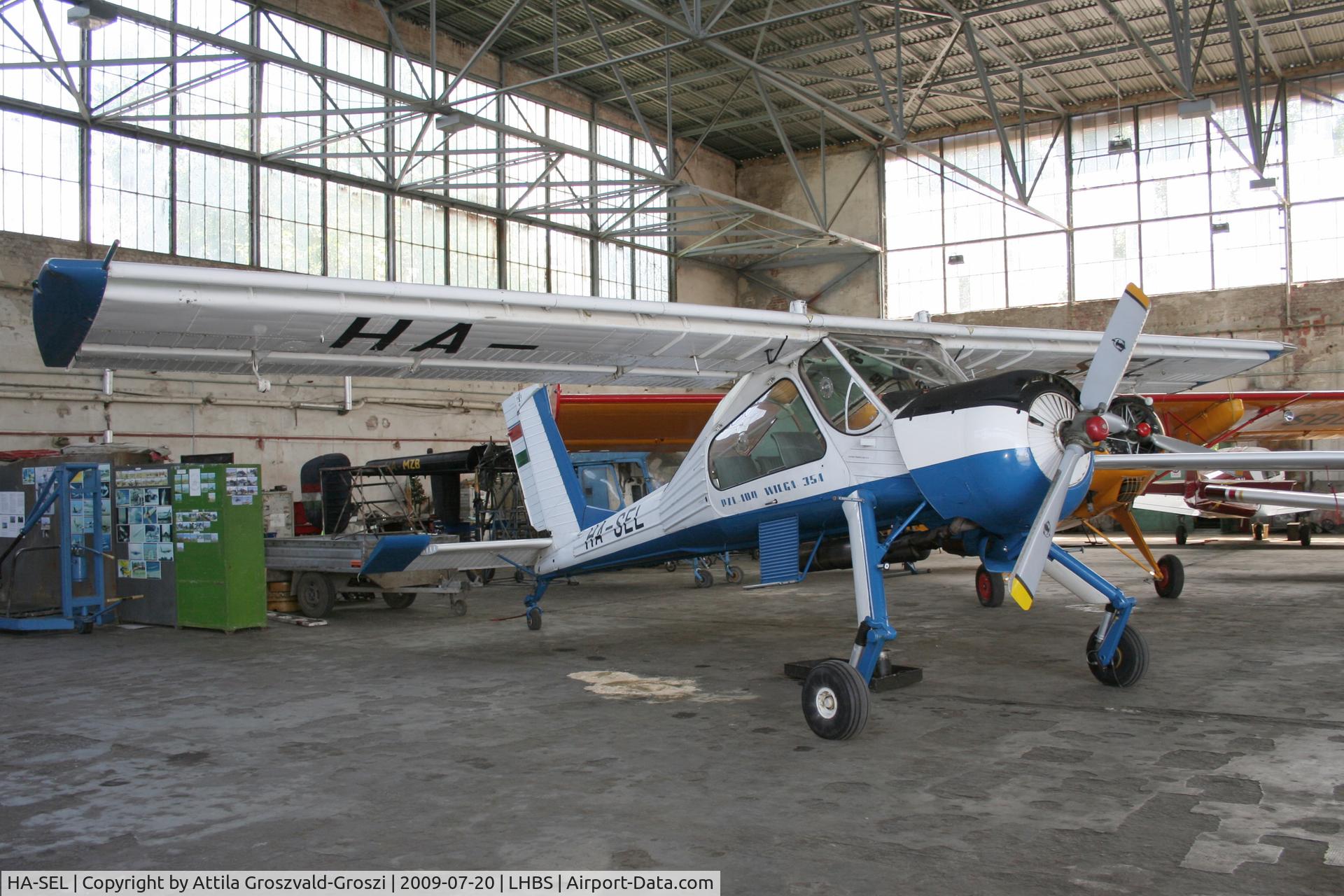 HA-SEL, 1988 PZL-Okecie PZL-104 Wilga 35A C/N 19880864, Budaörs-Airport, Hungary - Hangar