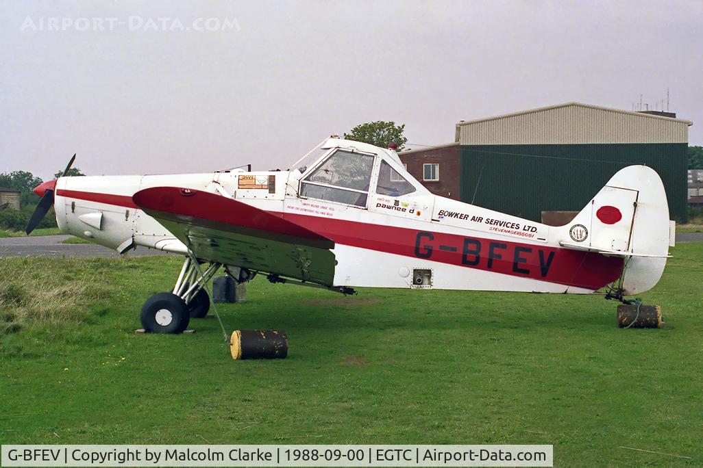 G-BFEV, 1977 Piper PA-25-235 Pawnee C/N 25-7756060, Piper PA-25-235 Pawnee at Cranfield Airport in 1988.