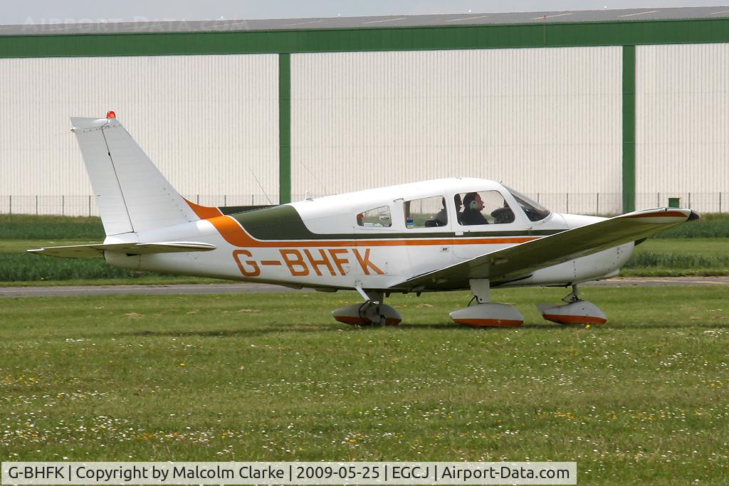 G-BHFK, 1976 Piper PA-28-151 Cherokee Warrior C/N 28-7615088, Piper PA-28-151 Cherokee Warrior at Sherburn-in-Elmet in 2009.