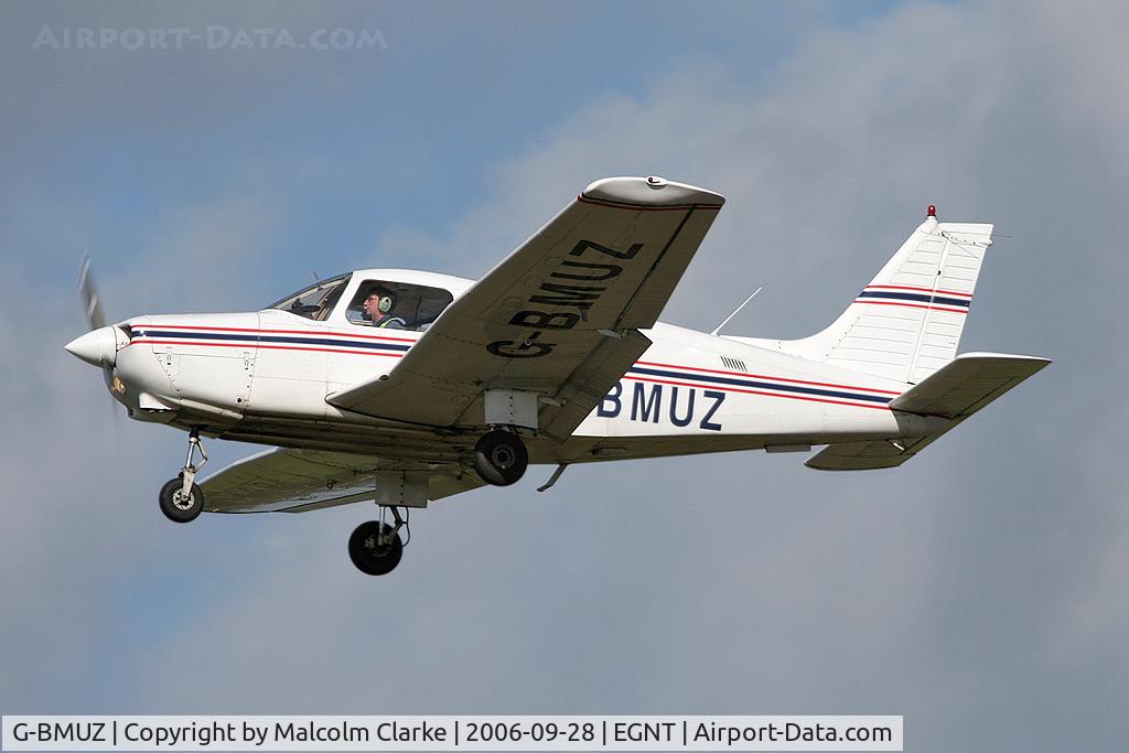 G-BMUZ, 1981 Piper PA-28-161 Cherokee Warrior II C/N 28-8016329, Piper PA-28-161 Warrior II pilot training at Newcastle in 2006.