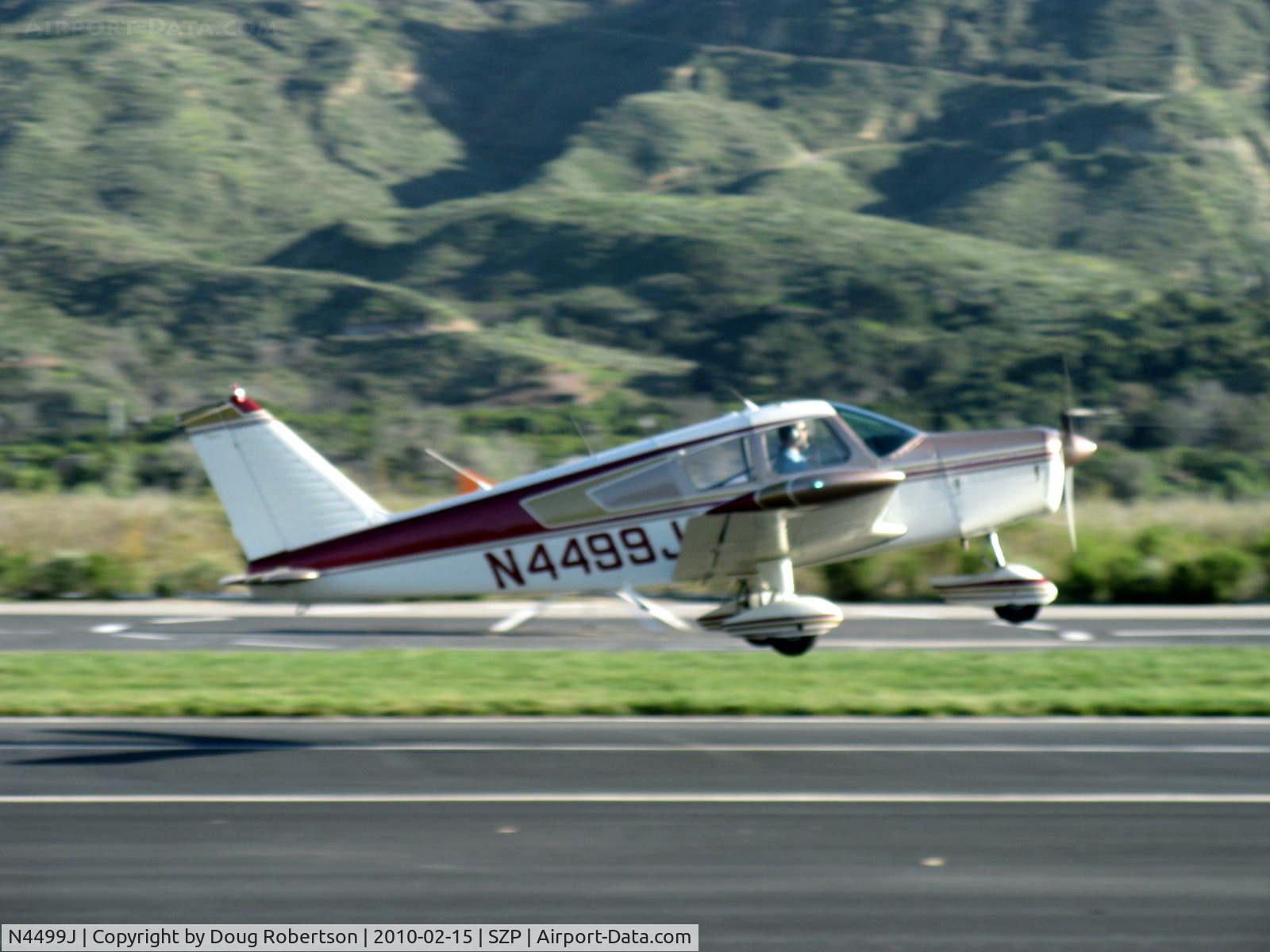 N4499J, 1967 Piper PA-28-140 Cherokee C/N 28-22920, 1967 Piper PA-28-140, Lycoming O-320-E2A 150 Hp, takeoff climb Rwy 22
