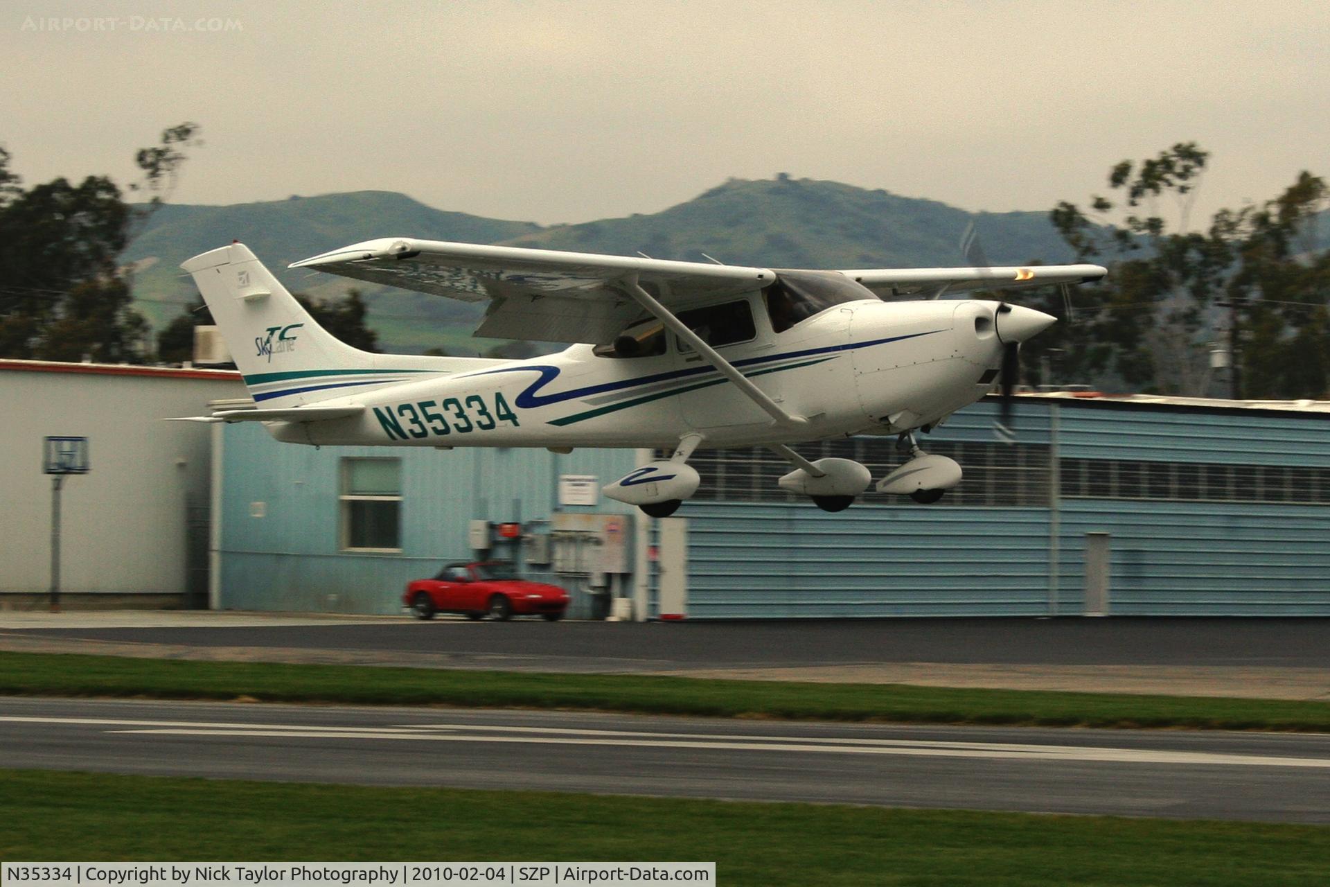 N35334, Cessna T182T Turbo Skylane C/N T18208028, Landing RWY 4 at Santa Paula