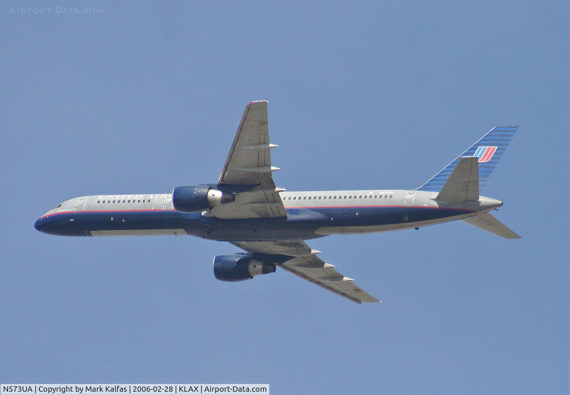 N573UA, 1992 Boeing 757-222 C/N 26685, United Airlines Boeing 757-222, N573UA 25R departure KLAX.