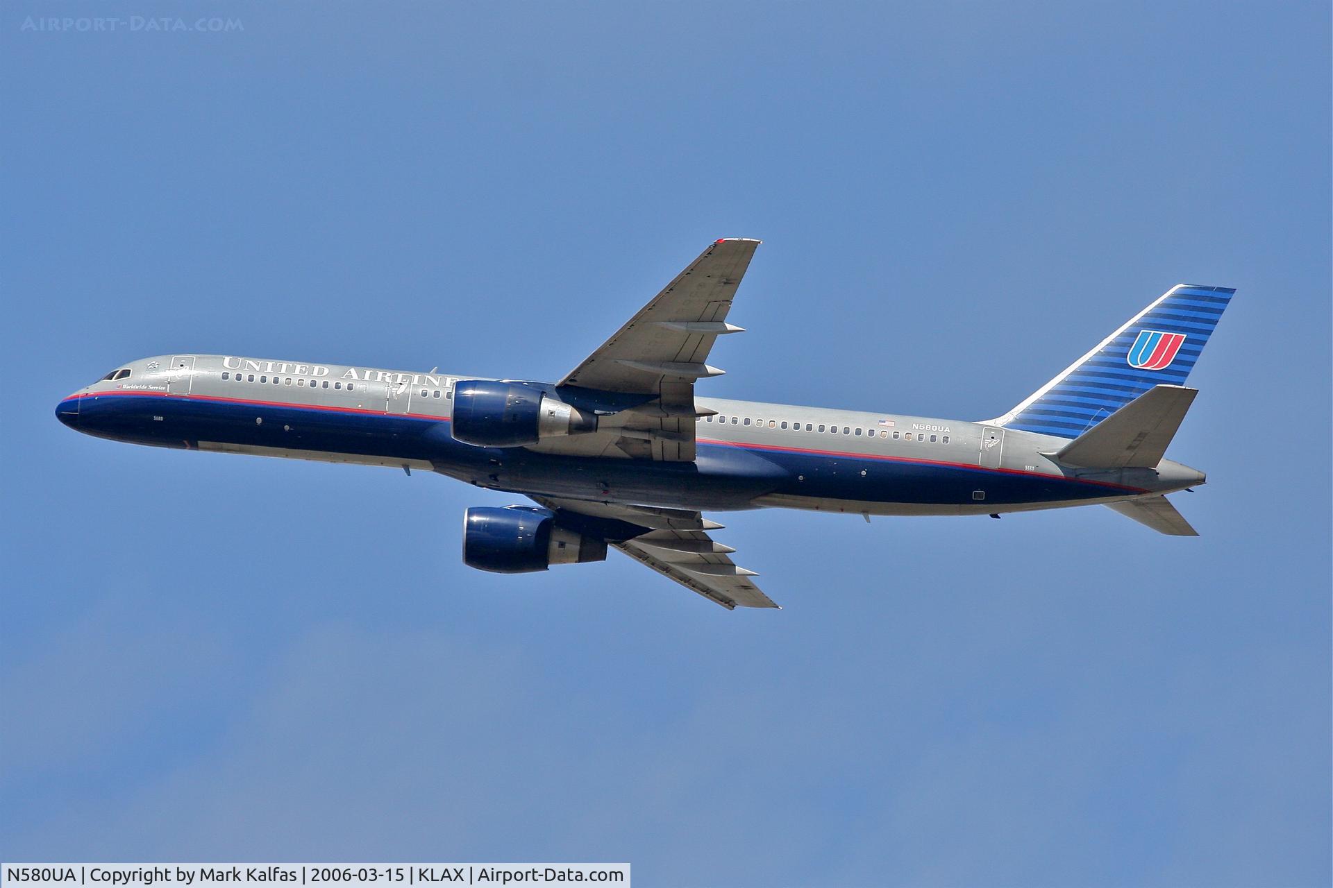 N580UA, 1993 Boeing 757-222 C/N 26698, United Airlines Boeing 757-222, N580UA 25R departure KLAX.