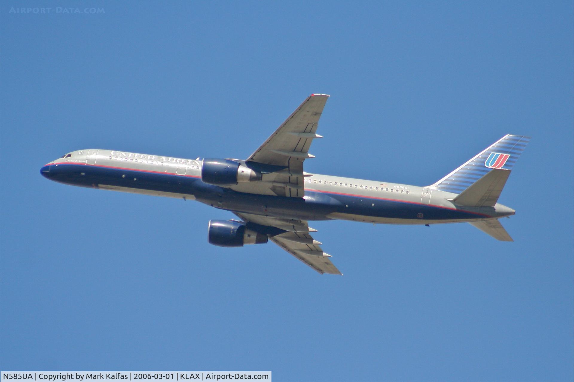 N585UA, 1993 Boeing 757-222 C/N 26709, United Airlines Boeing 757-222, N585UA 25R departure KLAX.