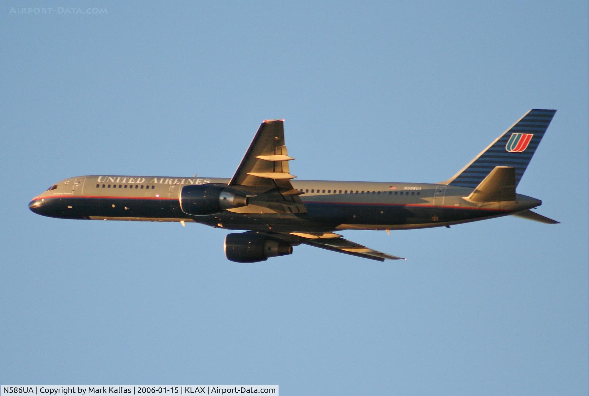 N586UA, 1993 Boeing 757-222F C/N 26710, United Airlines Boeing 757-222, N586UA 25R departure KLAX.