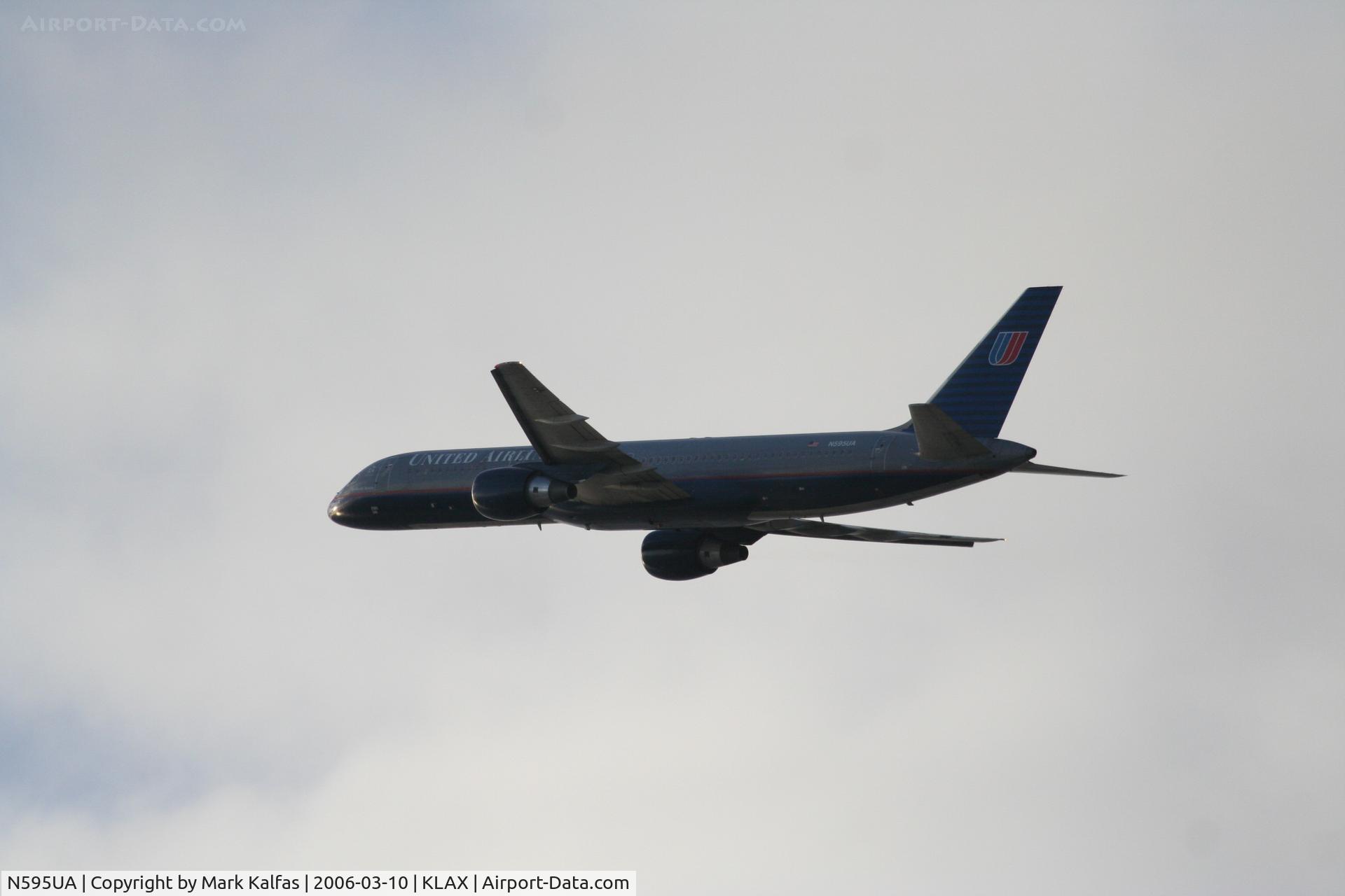N595UA, 1998 Boeing 757-222 C/N 28748, United Airlines Boeing 757-222, N595UA 25R departure KLAX.