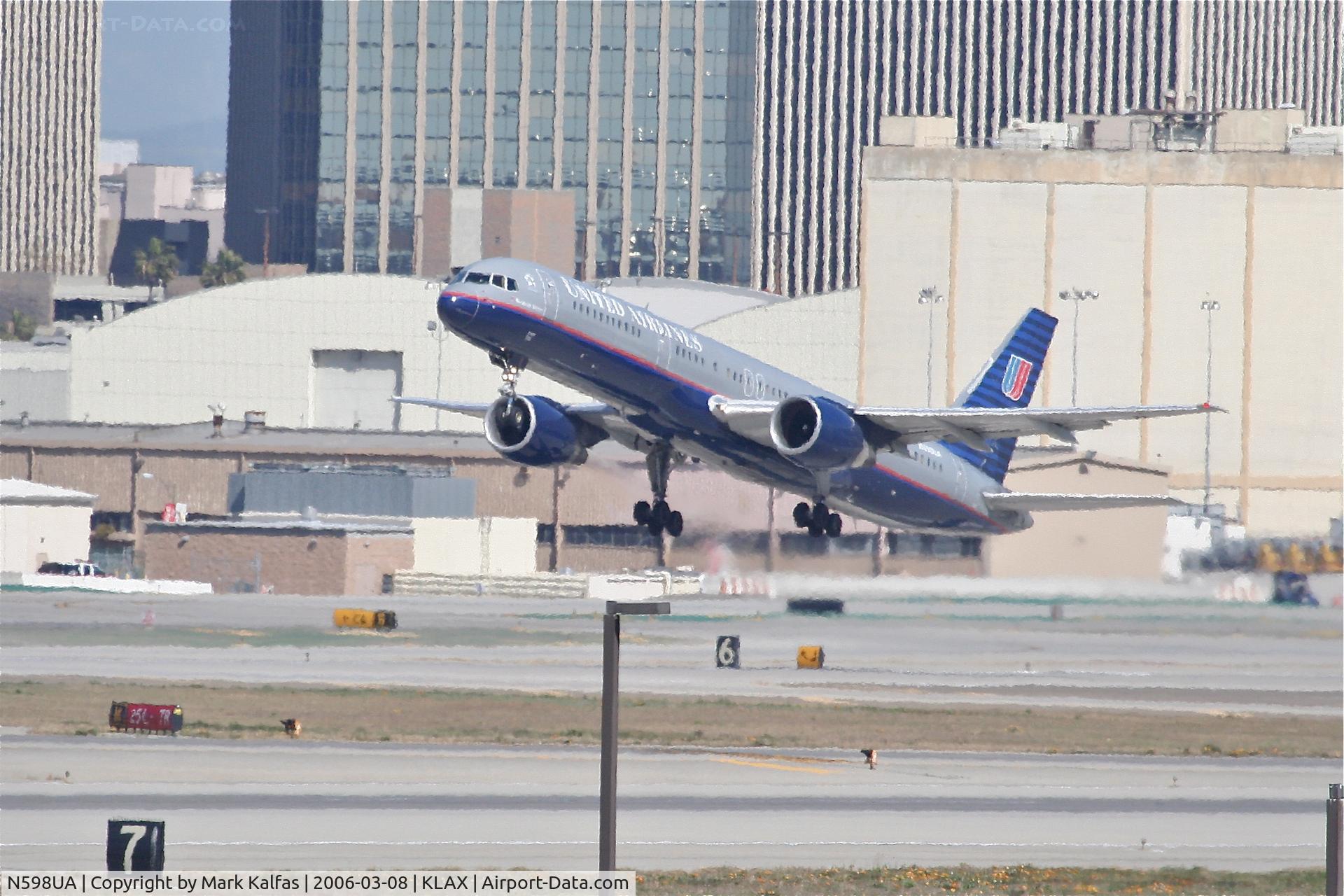 N598UA, 1999 Boeing 757-222 C/N 28751, United Airlines Boeing 757-222, N598UA 25R departure KLAX.