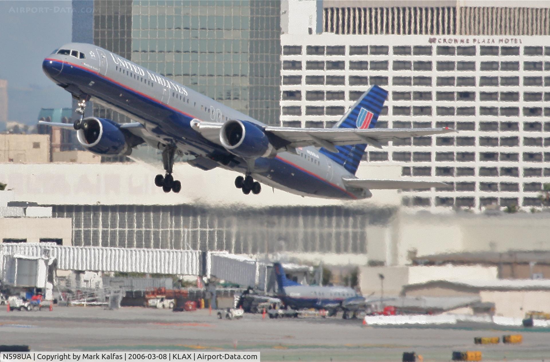 N598UA, 1999 Boeing 757-222 C/N 28751, United Airlines Boeing 757-222, N598UA 25R departure KLAX.