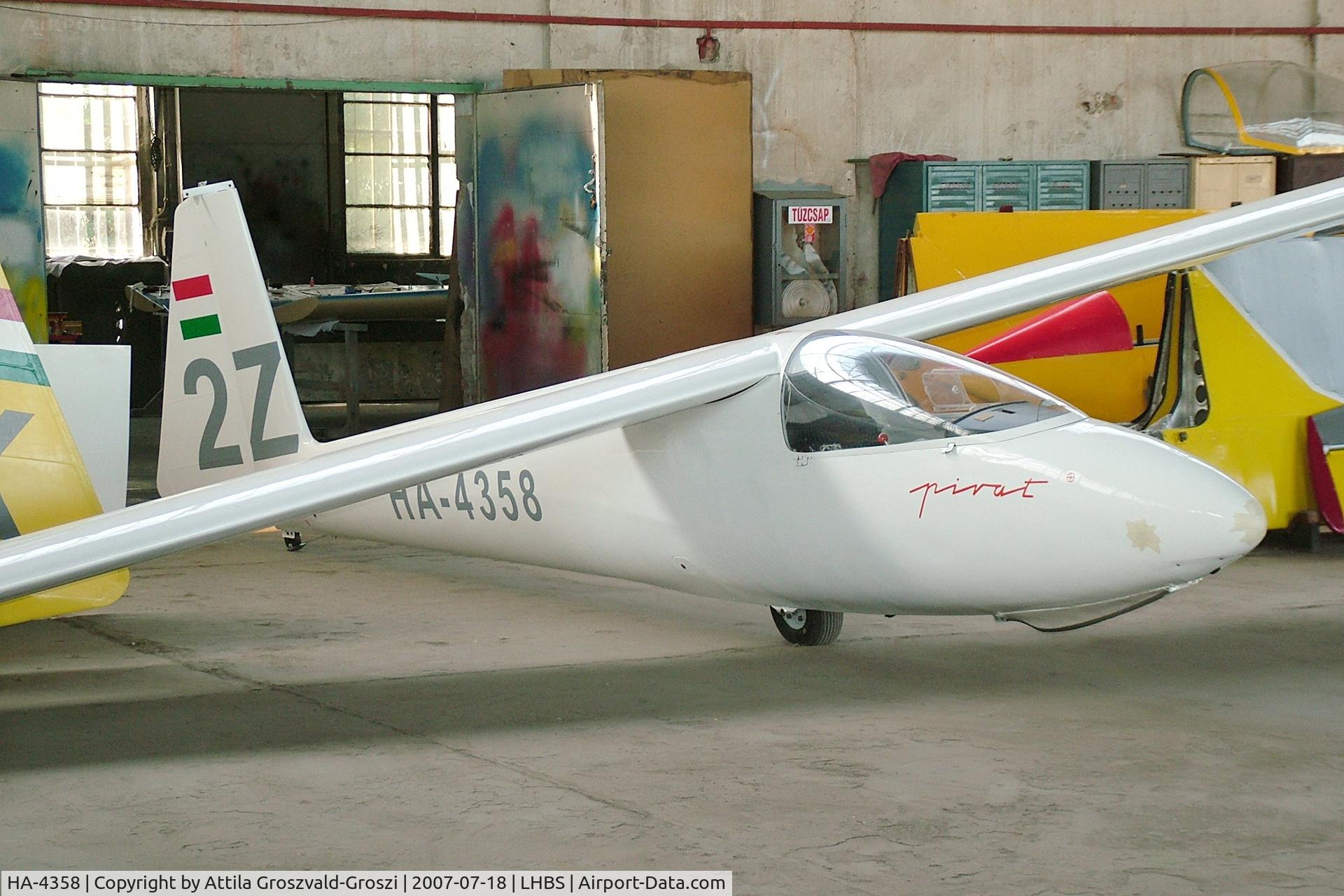HA-4358, 1976 PZL-Bielsko SZD-30 Pirat C/N S-07.01, Budaörs-Airport, Hungary - Hangar