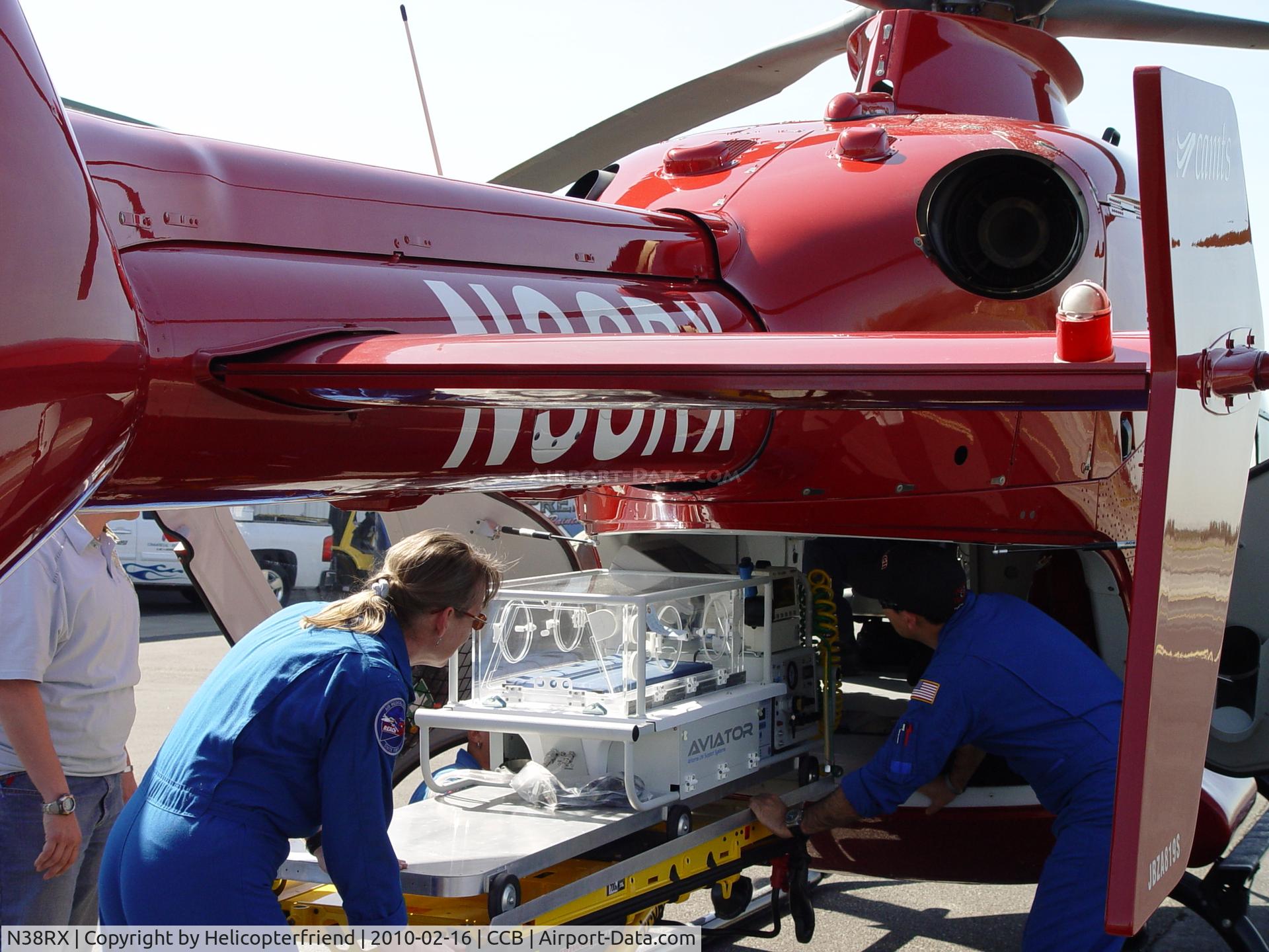N38RX, Eurocopter EC-135P-2+ C/N 0749, Loading infant incubator