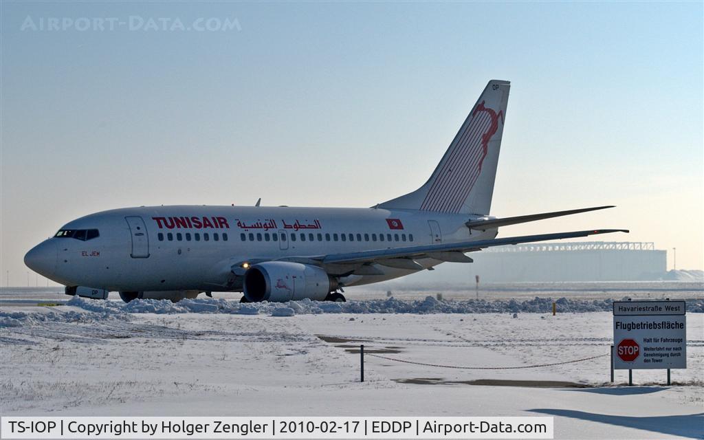 TS-IOP, 2000 Boeing 737-6H3 C/N 29500, Only a few hours to warm and sunny Monastir