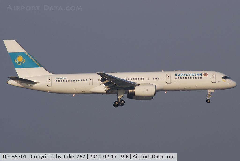UP-B5701, 1986 Boeing 757-2M6 C/N 23454, Kazakhstan - Government Boeing 757-2M6