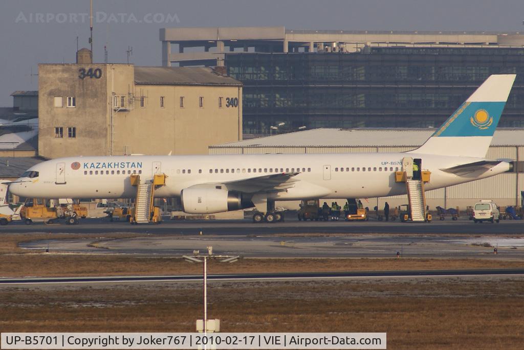 UP-B5701, 1986 Boeing 757-2M6 C/N 23454, Kazakhstan - Government Boeing 757-2M6