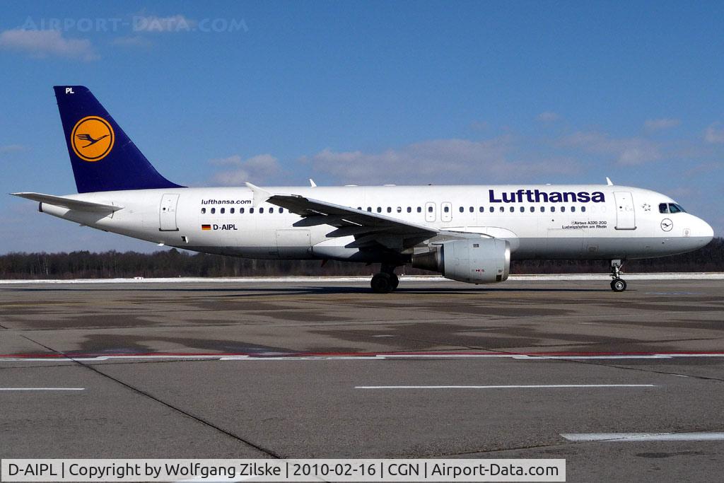 D-AIPL, 1989 Airbus A320-211 C/N 094, visitor