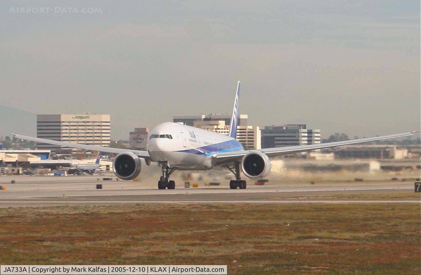 JA733A, 2005 Boeing 777-381/ER C/N 32648, ANA Boeing 777-381 (ER), JA733A departing 25R KLAX.