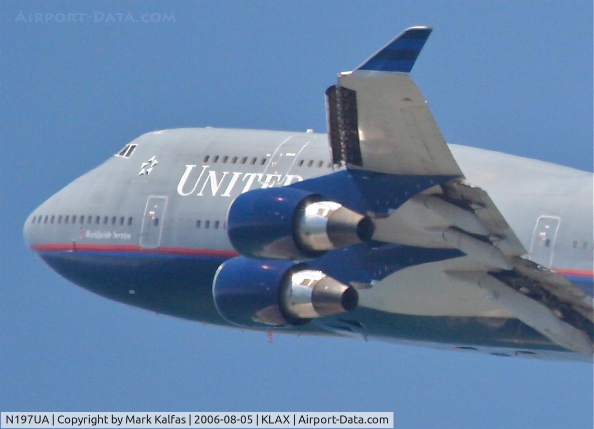 N197UA, 1997 Boeing 747-422 C/N 26901, United Airlines Boeing 747-422, N197UA 25R departure KLAX.