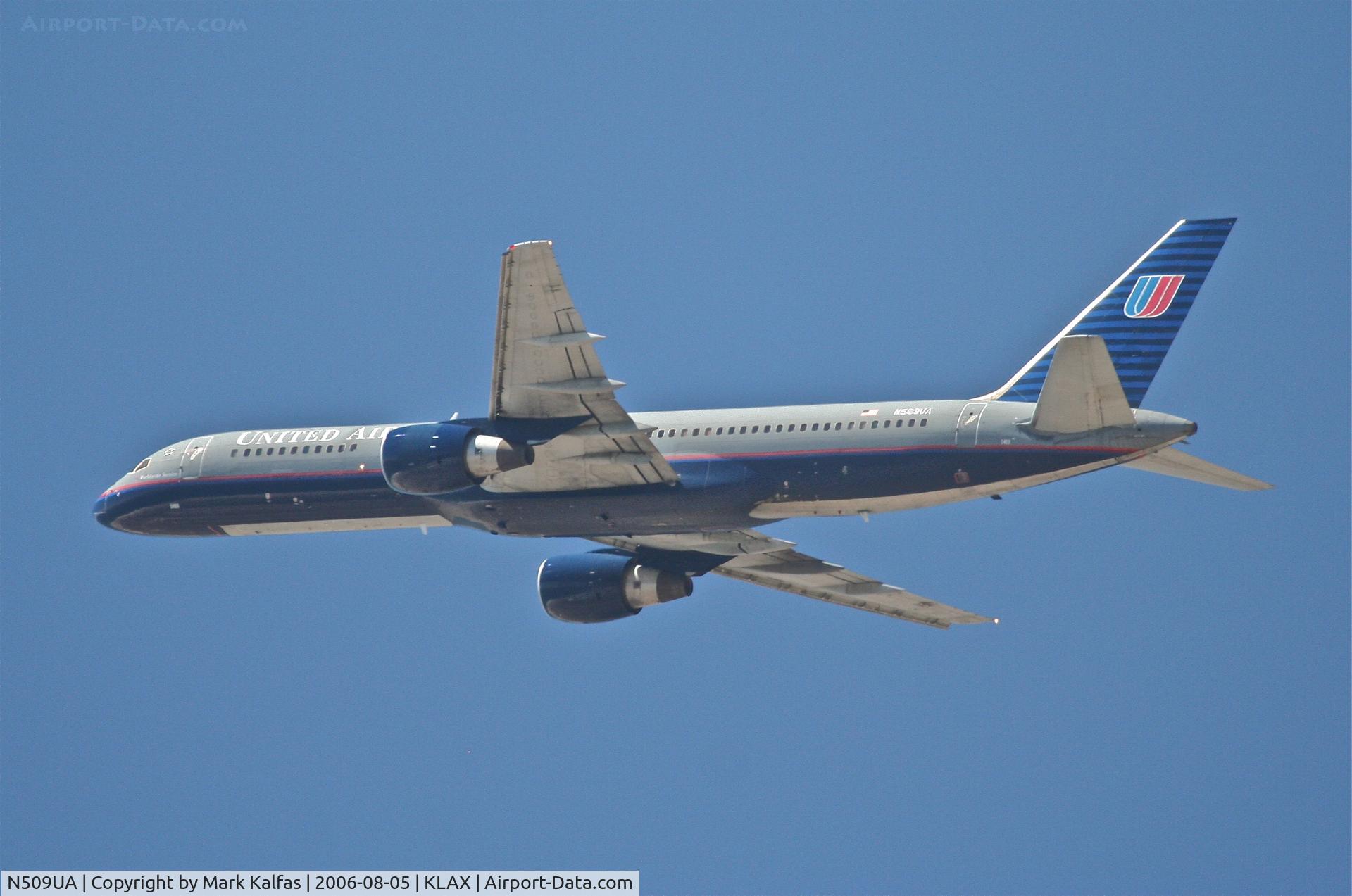 N509UA, 1990 Boeing 757-222 C/N 24763, United Airlines Boeing 757-222, N509UA 25R departure KLAX.