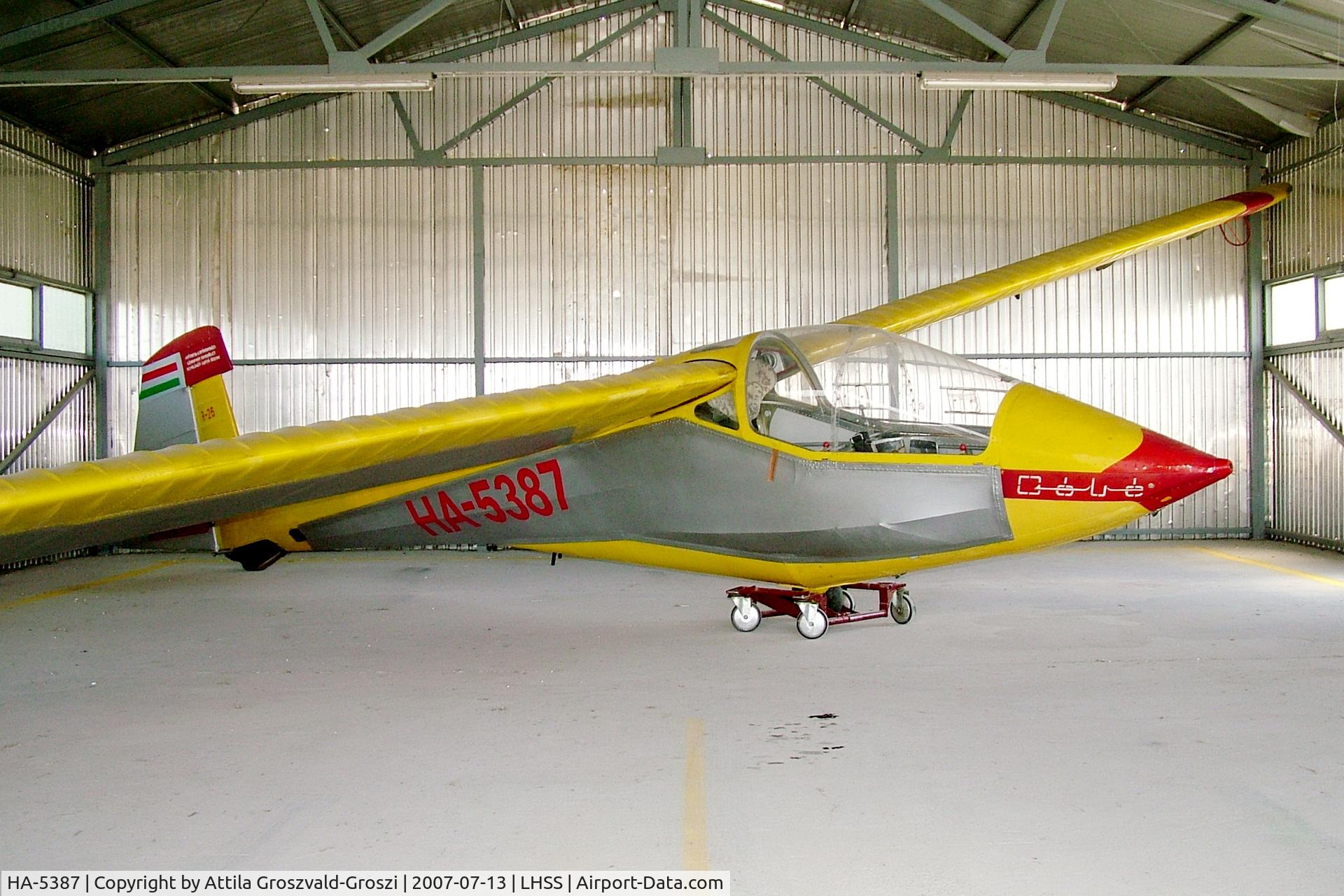 HA-5387, 1966 Rubik R-26S Góbé C/N E-1256, Szolnok-Szandaszölös Airfield