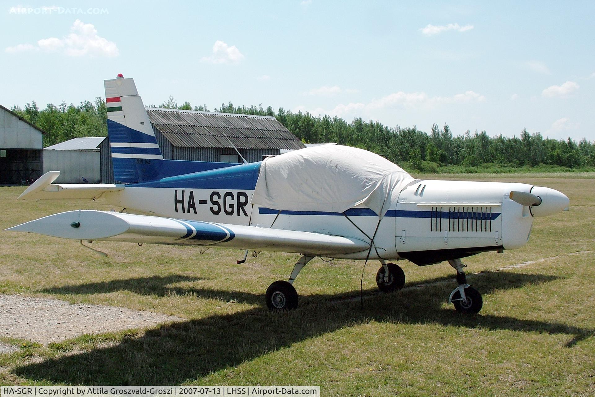 HA-SGR, 1988 Zlin Z-142 C/N 0459, Szolnok-Szandaszölös Airfield