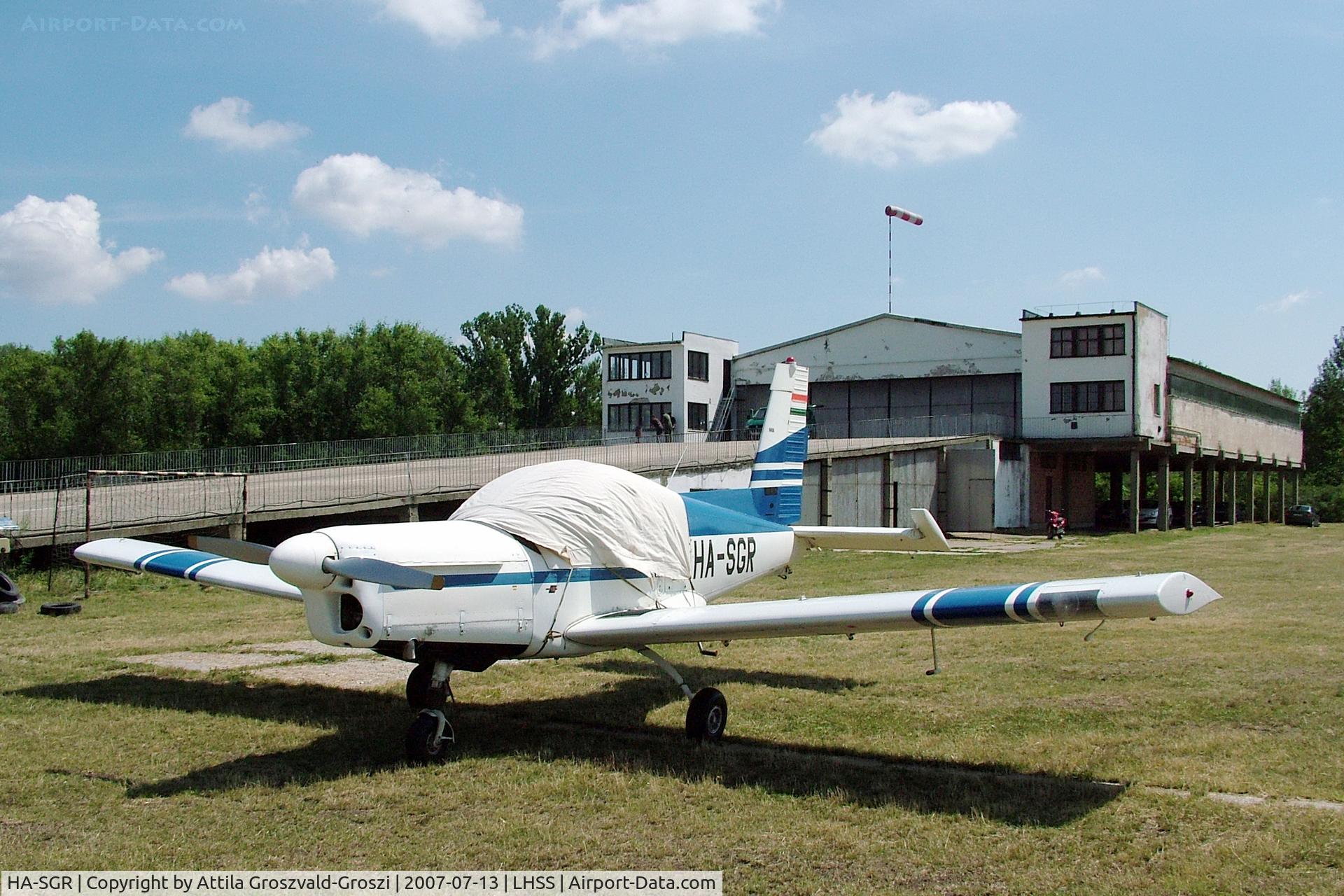HA-SGR, 1988 Zlin Z-142 C/N 0459, Szolnok-Szandaszölös Airfield