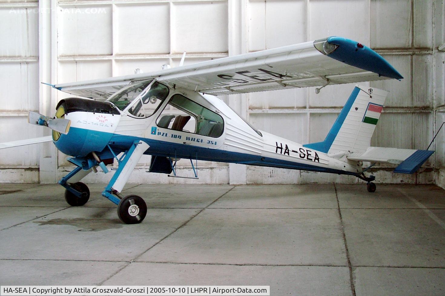HA-SEA, 1977 PZL-Okecie PZL-104 Wilga 35A C/N 96315, Pér Airport -Hungary - Hangar