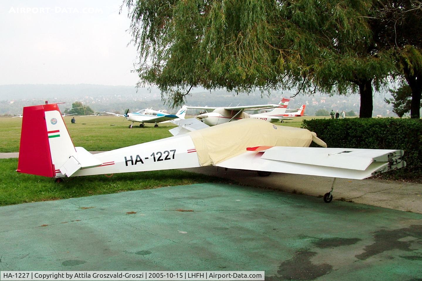 HA-1227, 1976 Scheibe SF-25E Super Falke C/N 4312, Farkashegy Airfield Hungary