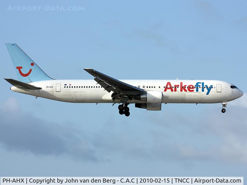 PH-AHX, 1990 Boeing 767-383 C/N 24847, ArkeFly Boeing 767-383ER  PH-AHX (24847/315) @ TNCC / CUR
