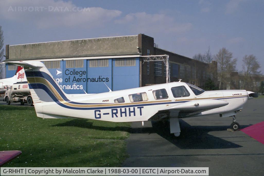 G-RHHT, 1978 Piper PA-32RT-300 Lance II C/N 32R-7885190, Piper PA-32RT-300 Cherokee Lance II at Cranfield in 1988.