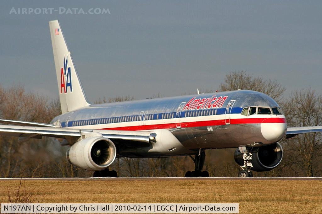 N197AN, 2001 Boeing 757-223 C/N 32391/988, American Airlines