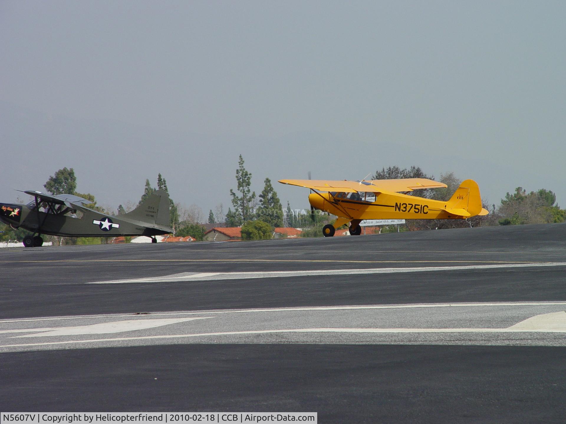 N5607V, 1944 Stinson L-5B Sentinel C/N 2946, Taking off with N3751C for formation flying
