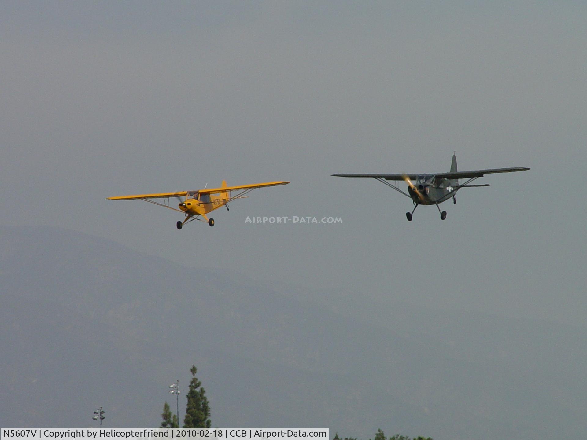N5607V, 1944 Stinson L-5B Sentinel C/N 2946, Lead on final for fly by in formation with N3751C