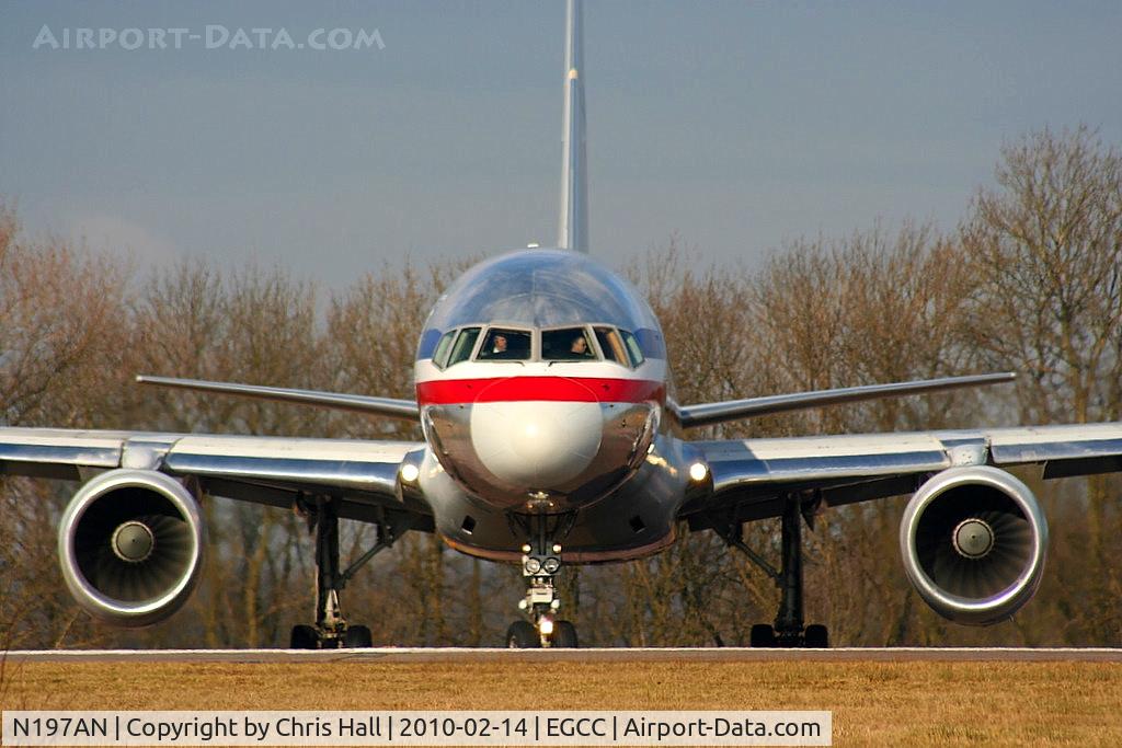 N197AN, 2001 Boeing 757-223 C/N 32391/988, American Airlines