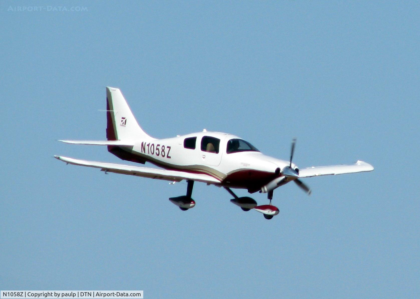 N1058Z, 2008 Cessna LC41-550FG C/N 411058, Landing on runway 14 at Downtown Shreveport.