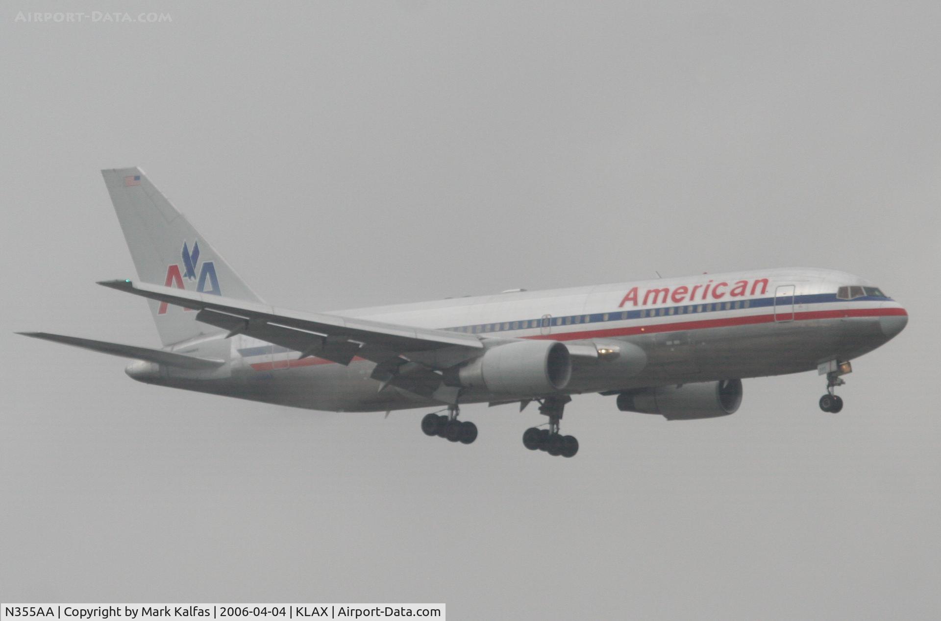 N355AA, 1988 Boeing 767-323/ER C/N 24036, American Airlines Boeing 767-323. N355AA 7R approach KLAX.