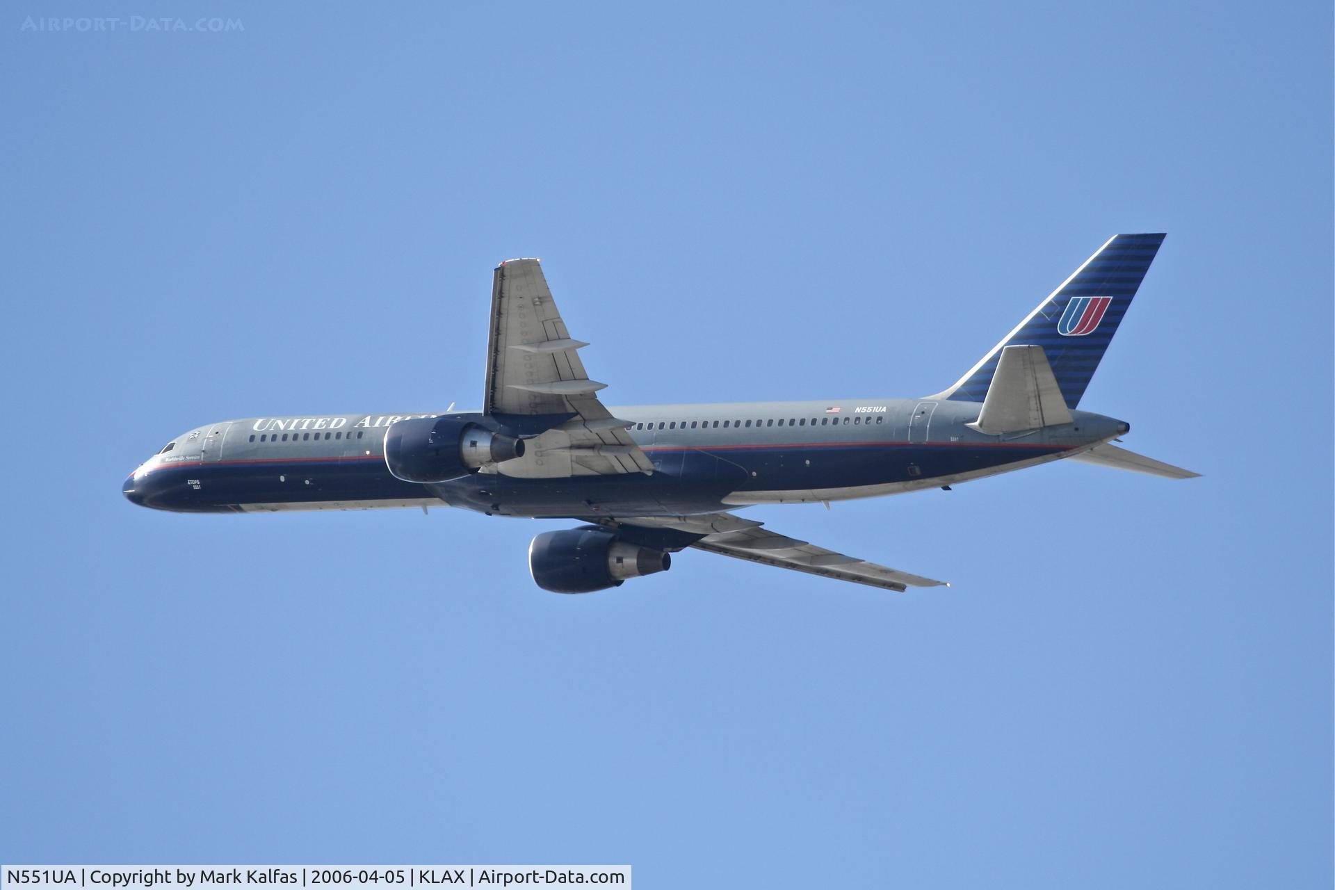 N551UA, 1992 Boeing 757-222 C/N 25399, United Airlines Boeing 757-222, N551UA 25R departure KLAX.