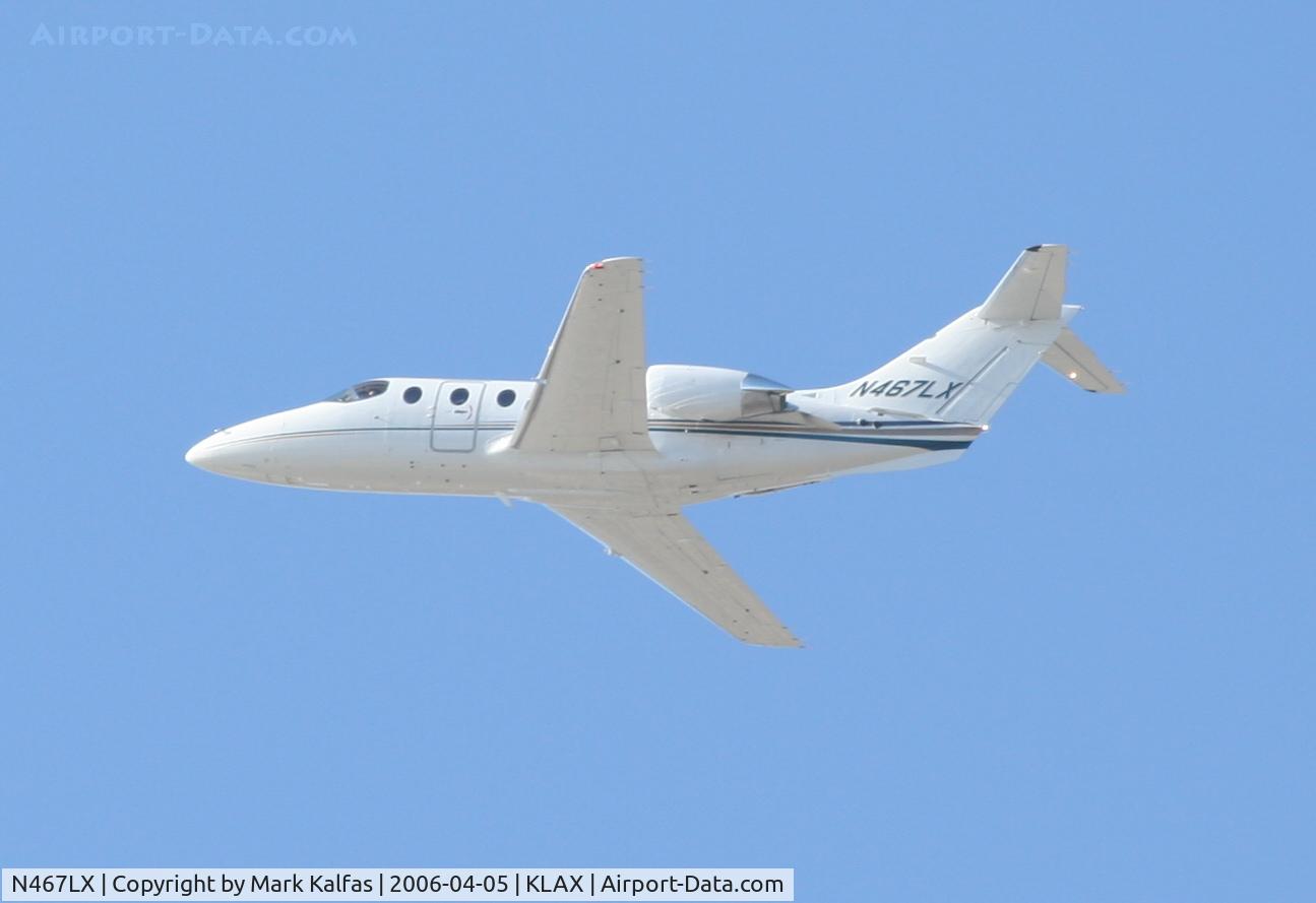N467LX, 2007 Raytheon 400A C/N RK-447, FLIGHT OPTIONS Beech 400A, N467LX 25L departure KLAX.