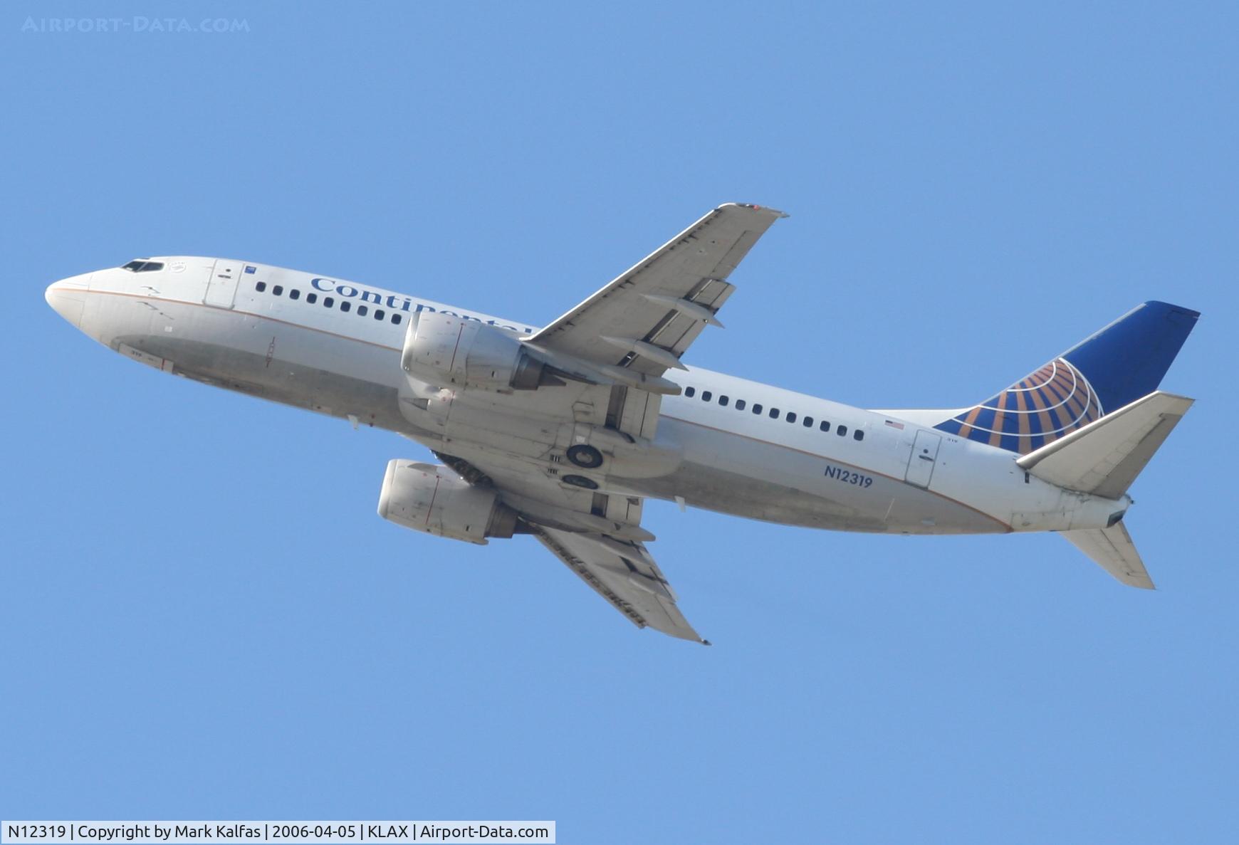 N12319, 1986 Boeing 737-3TO C/N 23370, Continental Airlines Boeing 737-3TO, 25R departure KLAX.