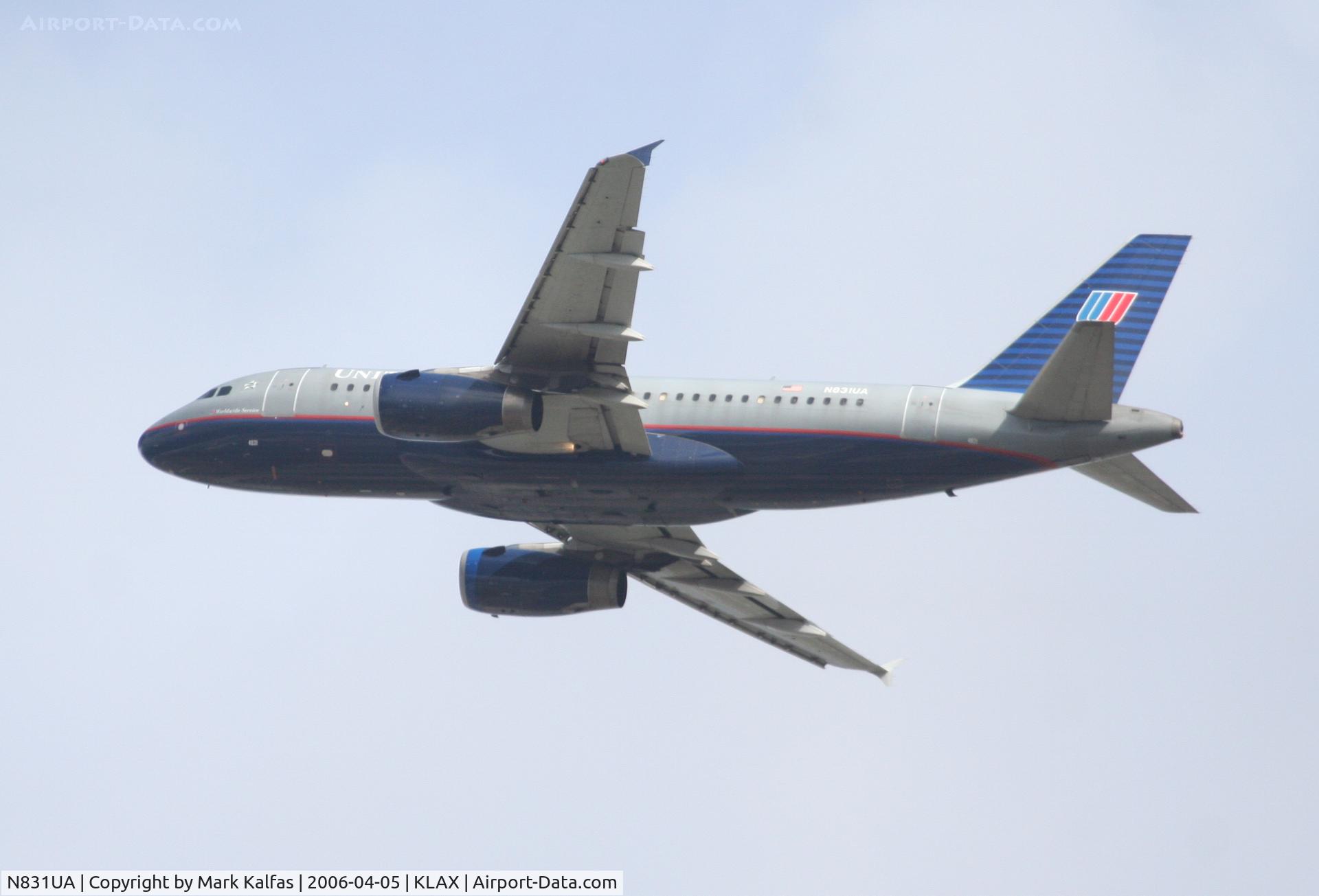 N831UA, 2000 Airbus A319-131 C/N 1291, United Airlines Airbus A319-131, N831UA 25R departure KLAX.