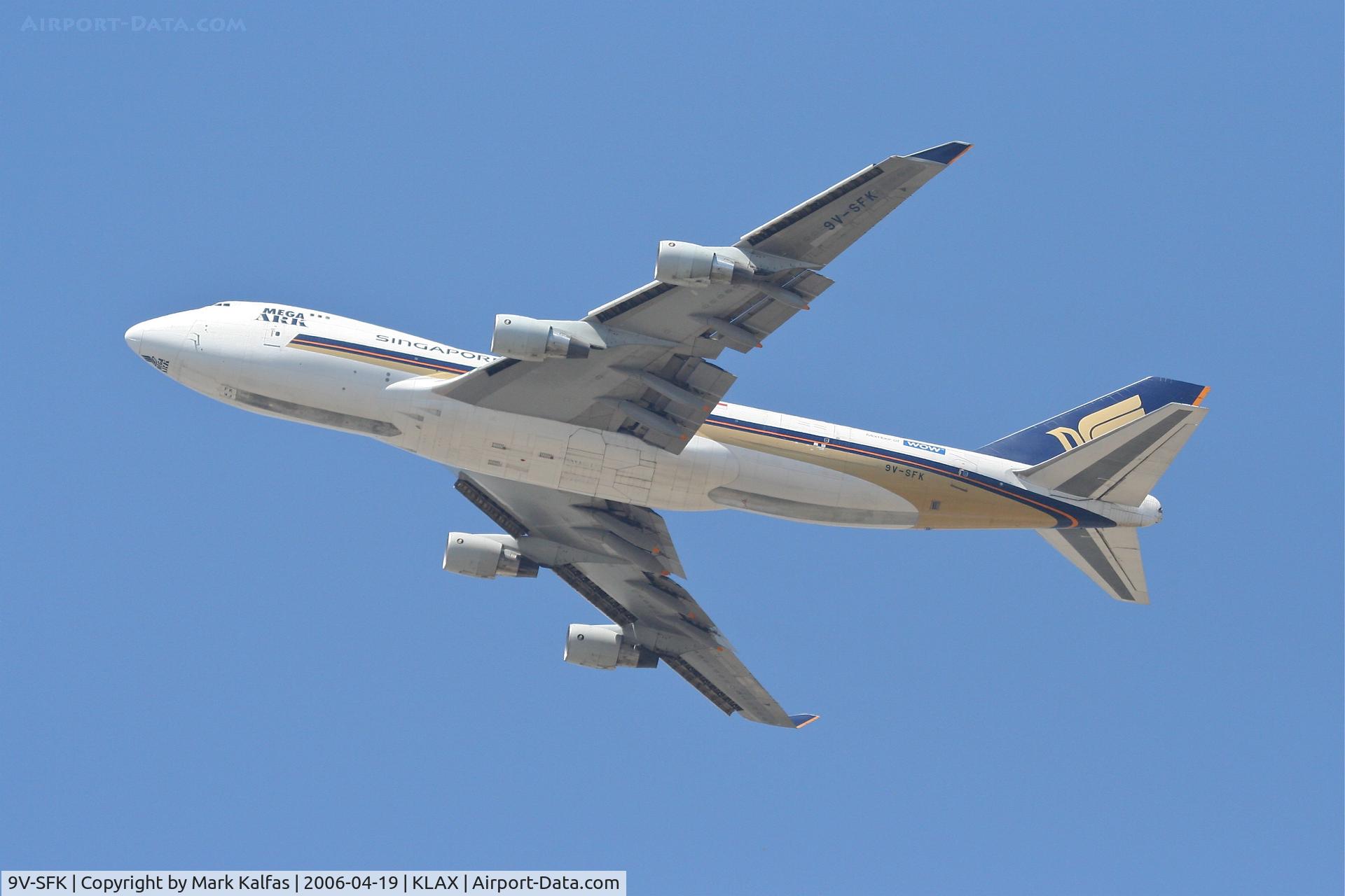 9V-SFK, 1997 Boeing 747-412F/SCD C/N 28023, Singapore Cargo Boeing 747-412F (SCD), 9V-SFK 25L departure KLAX.