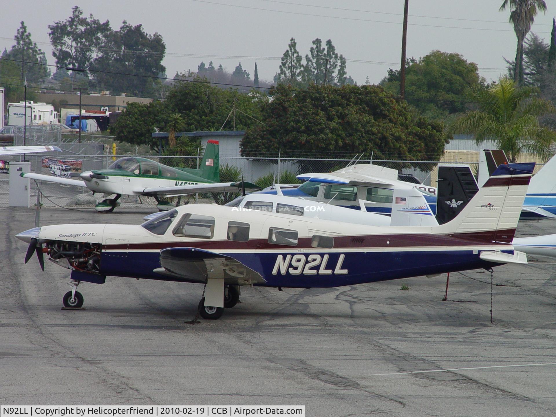 N92LL, 2000 Piper PA-32R-301T Turbo Saratoga C/N 3257191, Parked at Foothill Aircraft Sales and Service