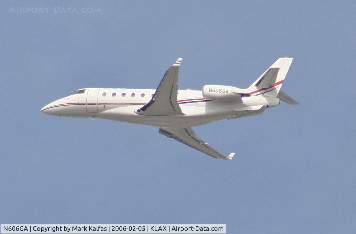 N606GA, 2007 Gulfstream Aerospace GIV-X (G450) C/N 4106, Gulfstream Aerospace GIV-X, G200 demonstrator 25L departure KLAX.