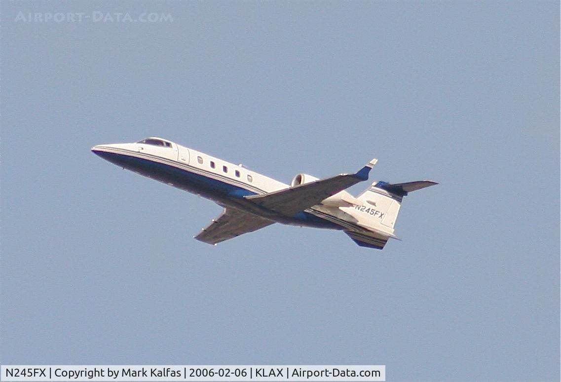 N245FX, 2000 Learjet 60 C/N 60-182, Bombardier Flexjet - Jet Solutions Learjet 60, N245FX 25L departure KLAX.