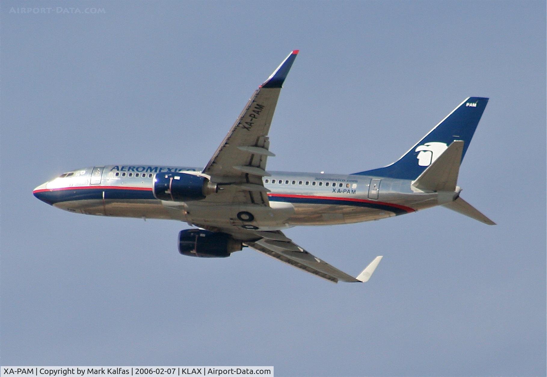 XA-PAM, 2005 Boeing 737-752 C/N 34293, Aero Mexico Boeing 737-752, XA-PAM 25R departure KLAX.