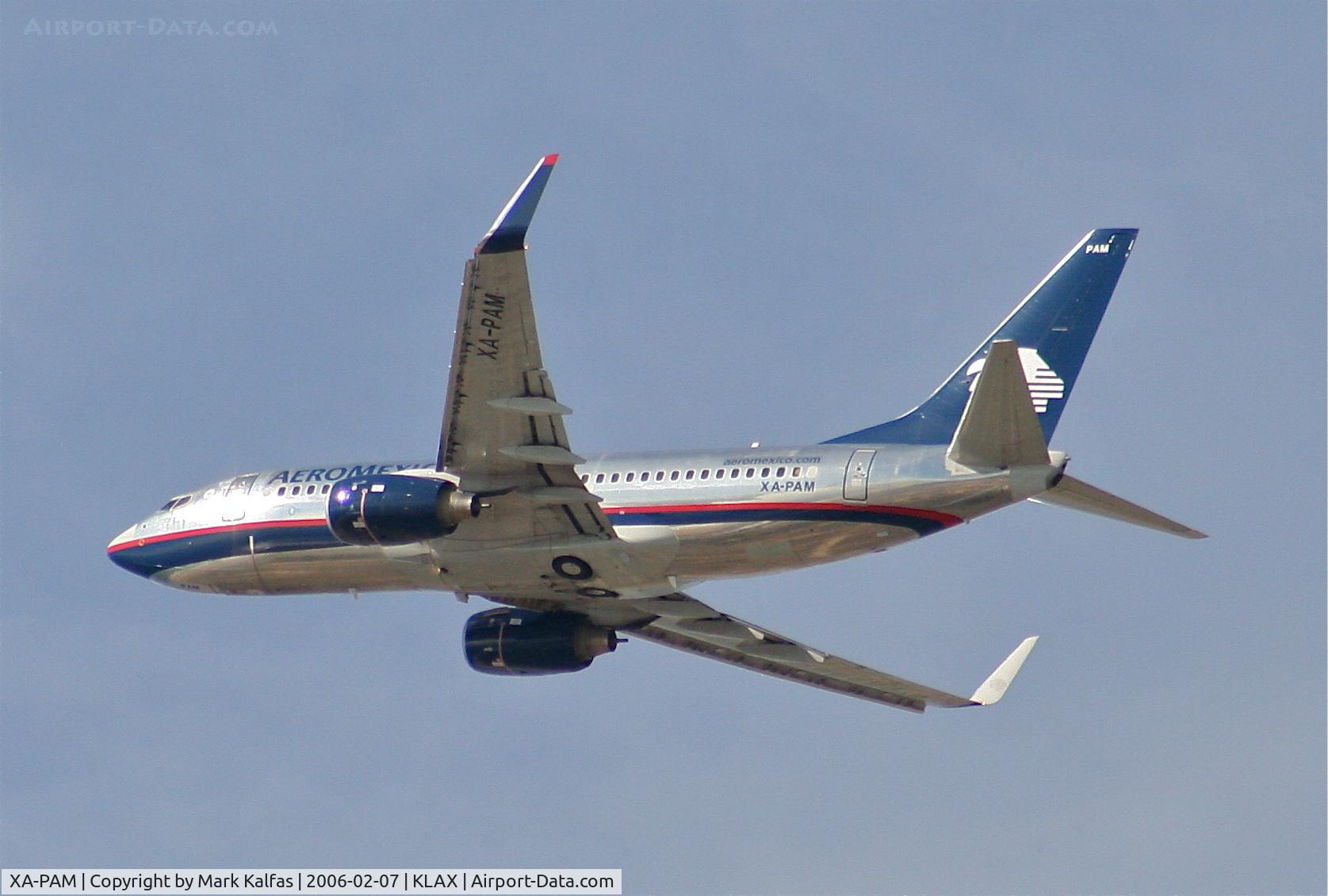 XA-PAM, 2005 Boeing 737-752 C/N 34293, Aero Mexico Boeing 737-752, XA-PAM 25R departure KLAX.