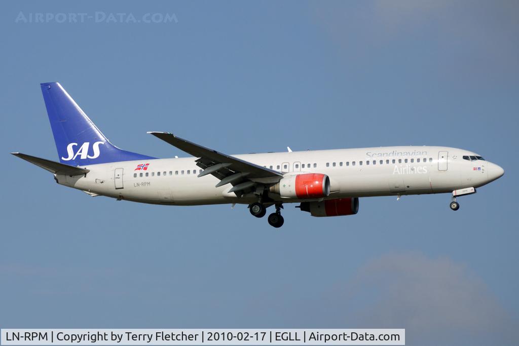 LN-RPM, 2000 Boeing 737-883 C/N 30195, SAS B737-800 Series at Heathrow
