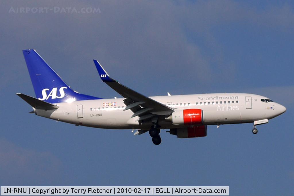 LN-RNU, 2009 Boeing 737-783 C/N 34548, SAS B737 at Heathrow