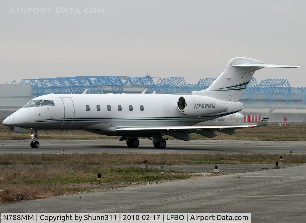 N788MM, 2006 Bombardier Challenger 300 (BD-100-1A10) C/N 20105, Taxiing holding point rwy 32R for departure...