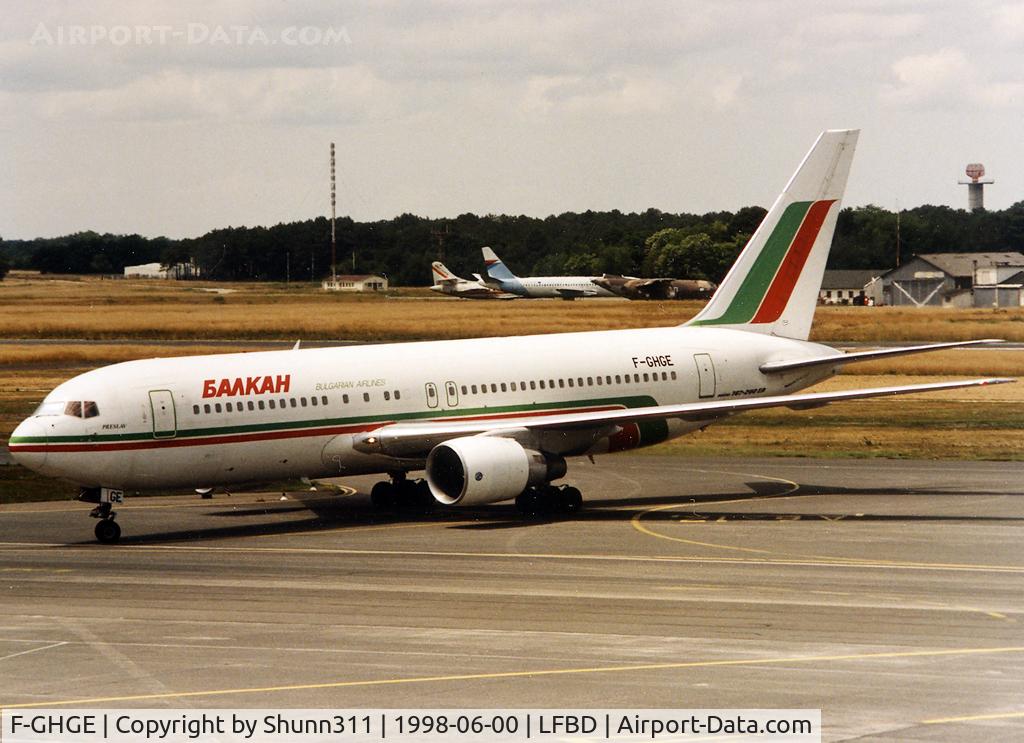 F-GHGE, 1990 Boeing 767-27E/ER C/N 24854, Arriving to the gate... Replaced a TU154 this day :)