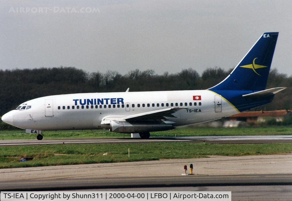 TS-IEA, 2001 Boeing 737-7L9 C/N 28014, Ready for take off rwy 15L